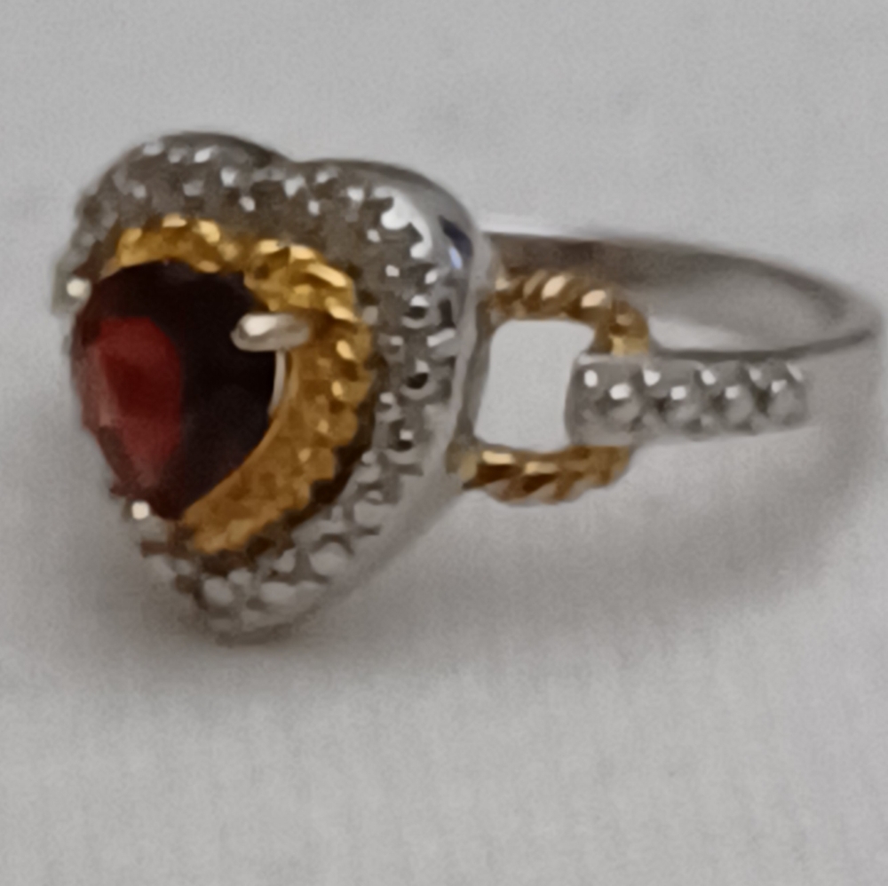 VINTAGE RSE STERLING SILVER HEART GARNET RING - Picture 3 of 10
